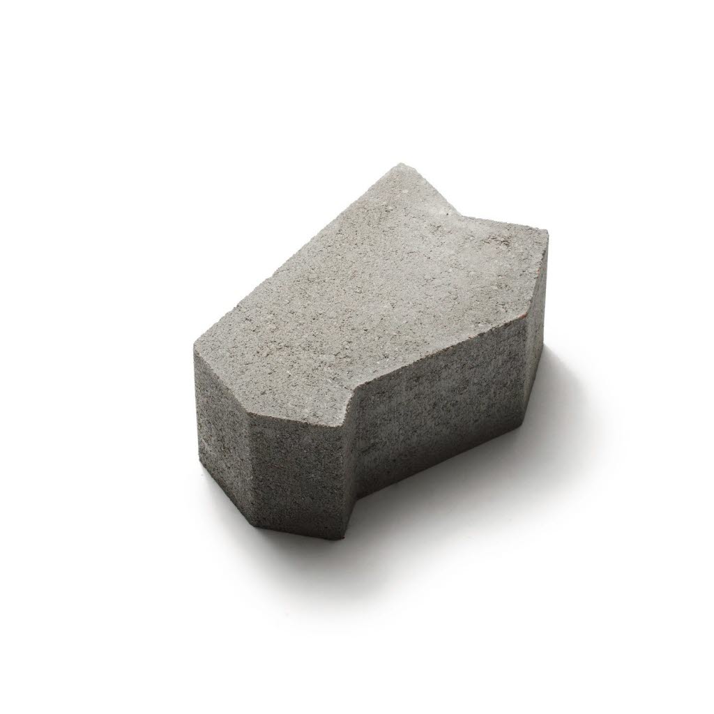 Produktbild av markstenen SF-sten, slutsten 100mm, i färgen naturgrå.