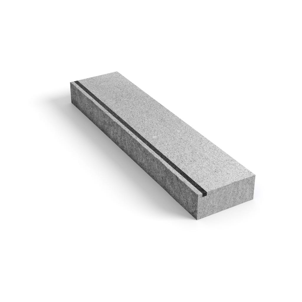 Produktbild på blocksteg i granit med infräst kontrastmarkering, med måtten 1500x350x150 mm i färgen Porto grå.